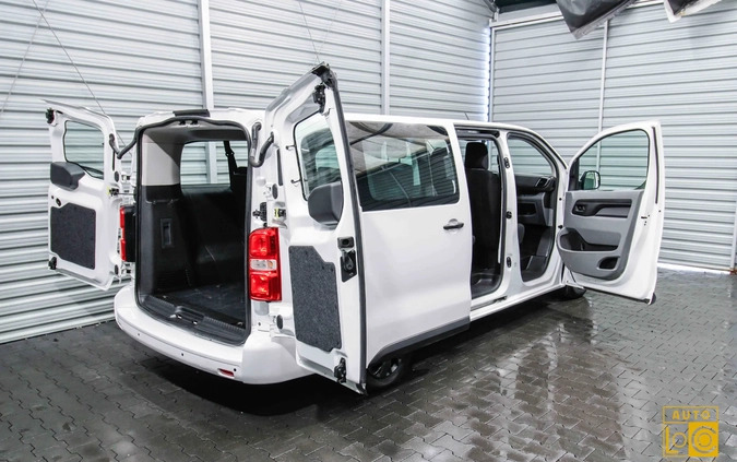 śląskie Toyota ProAce cena 97888 przebieg: 59000, rok produkcji 2019 z Knyszyn